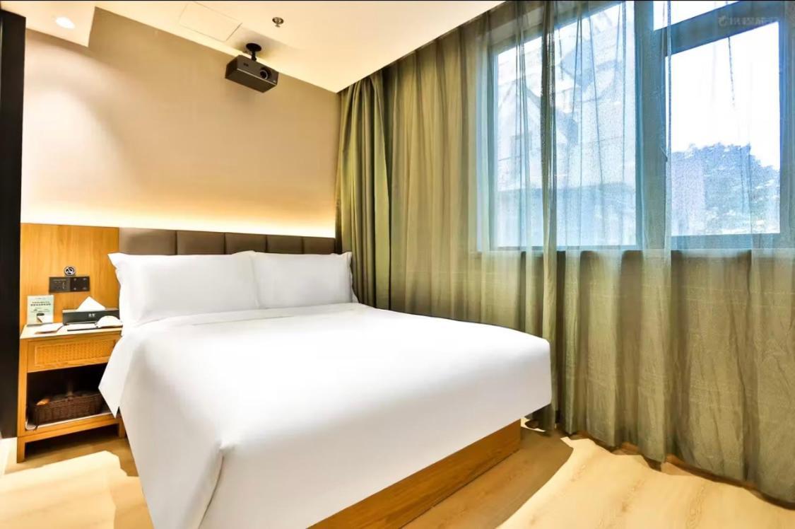 True Go Hotel - Shanghai Jing'An Temple Nanjing West Road Екстериор снимка