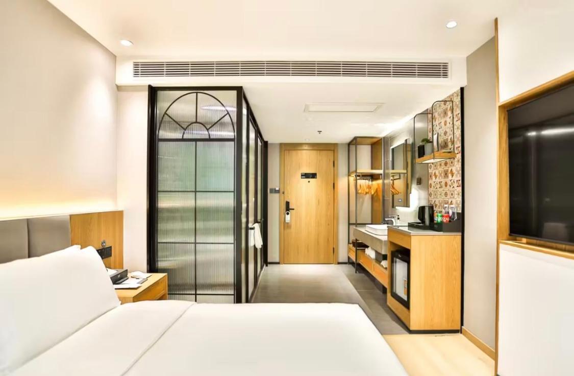 True Go Hotel - Shanghai Jing'An Temple Nanjing West Road Екстериор снимка