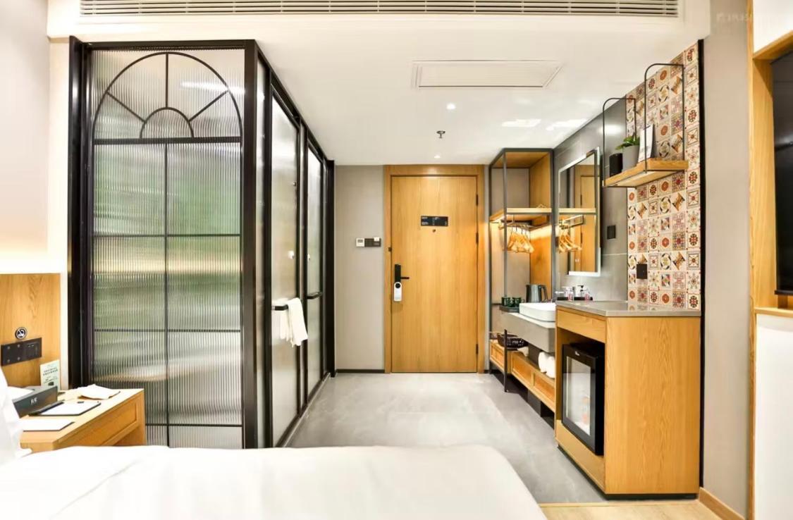 True Go Hotel - Shanghai Jing'An Temple Nanjing West Road Екстериор снимка