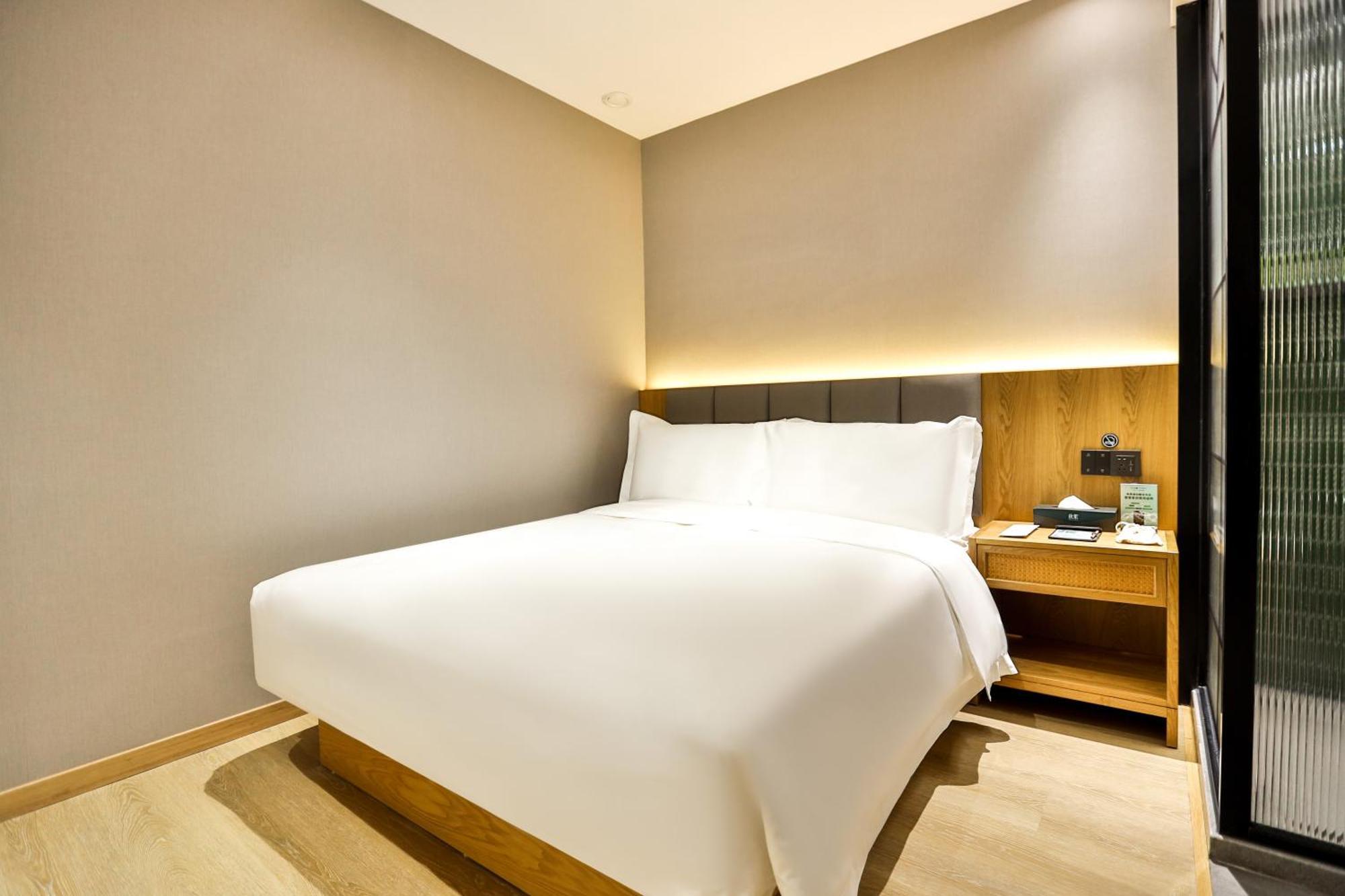 True Go Hotel - Shanghai Jing'An Temple Nanjing West Road Екстериор снимка