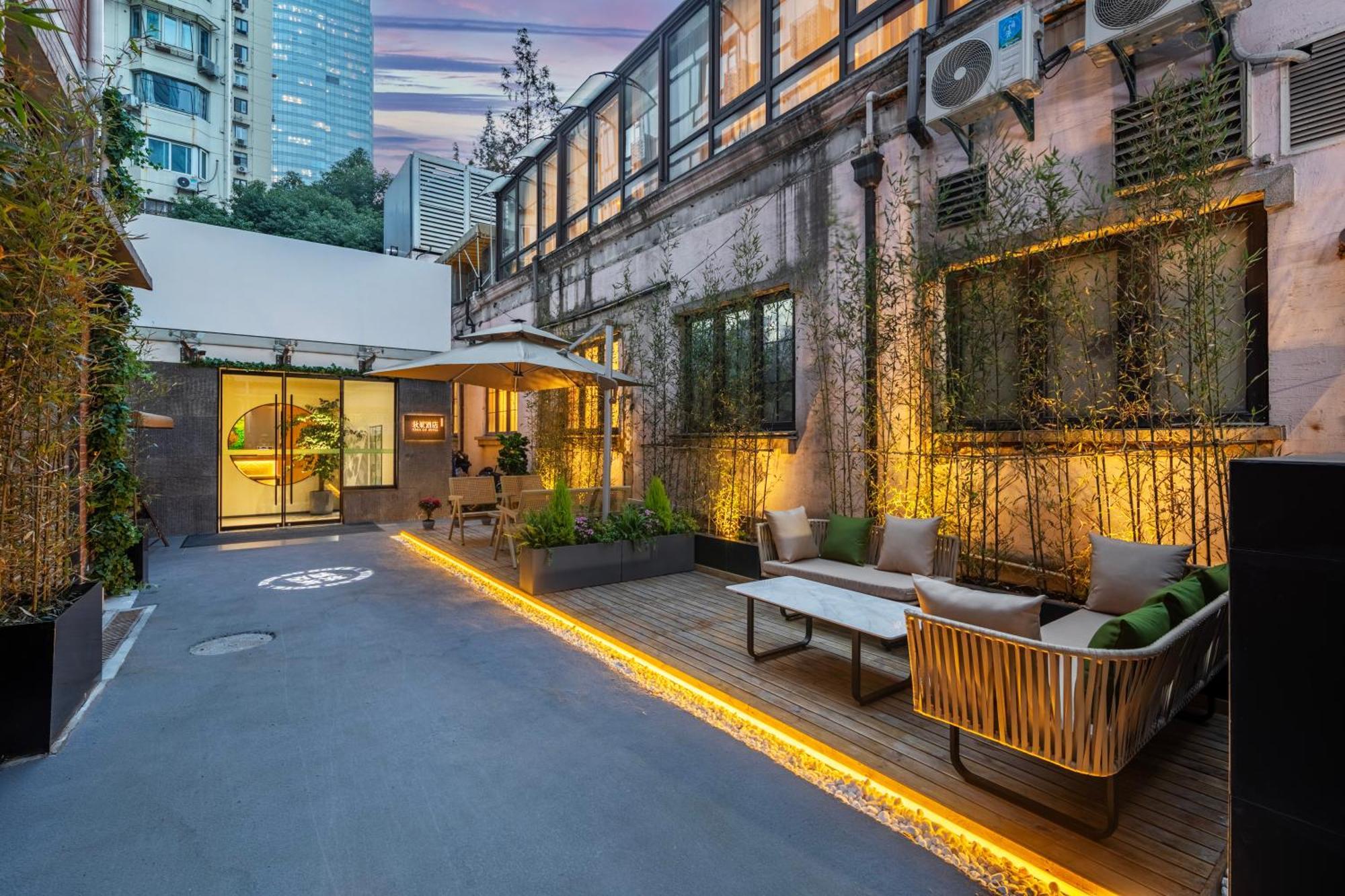 True Go Hotel - Shanghai Jing'An Temple Nanjing West Road Екстериор снимка