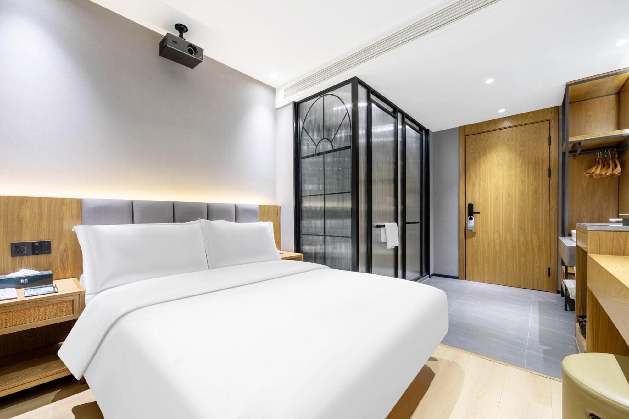 True Go Hotel - Shanghai Jing'An Temple Nanjing West Road Екстериор снимка