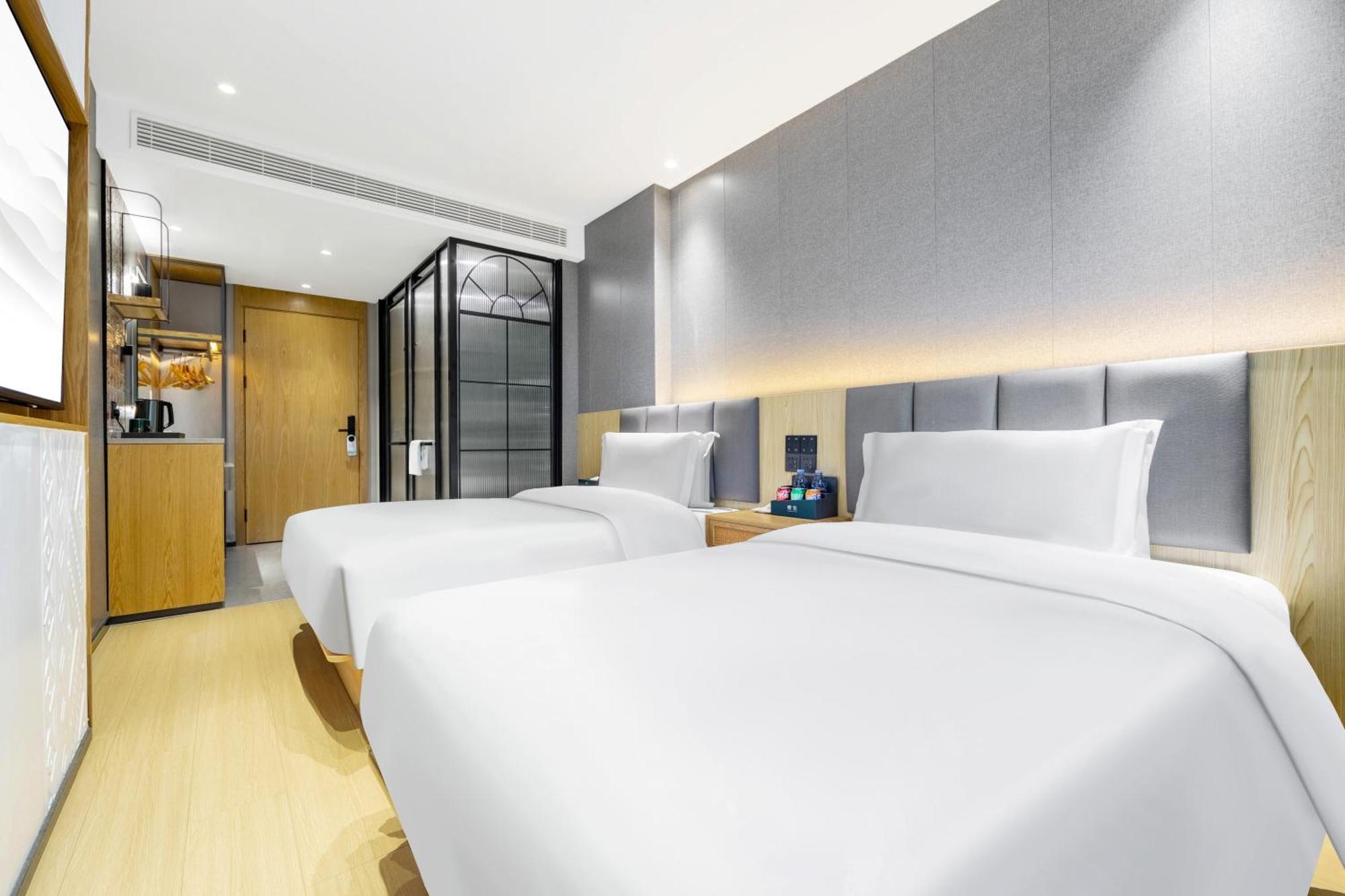 True Go Hotel - Shanghai Jing'An Temple Nanjing West Road Екстериор снимка