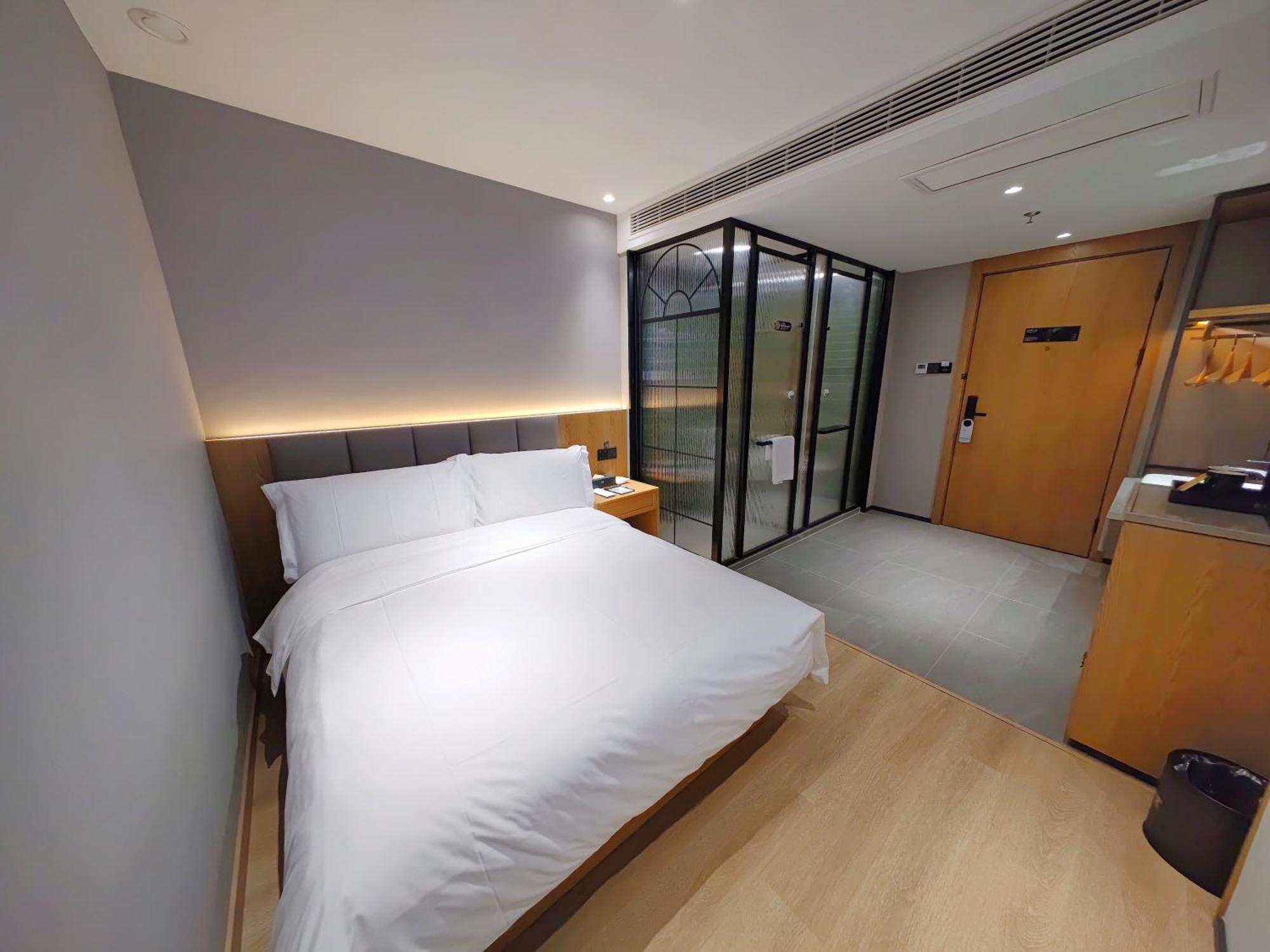 True Go Hotel - Shanghai Jing'An Temple Nanjing West Road Екстериор снимка